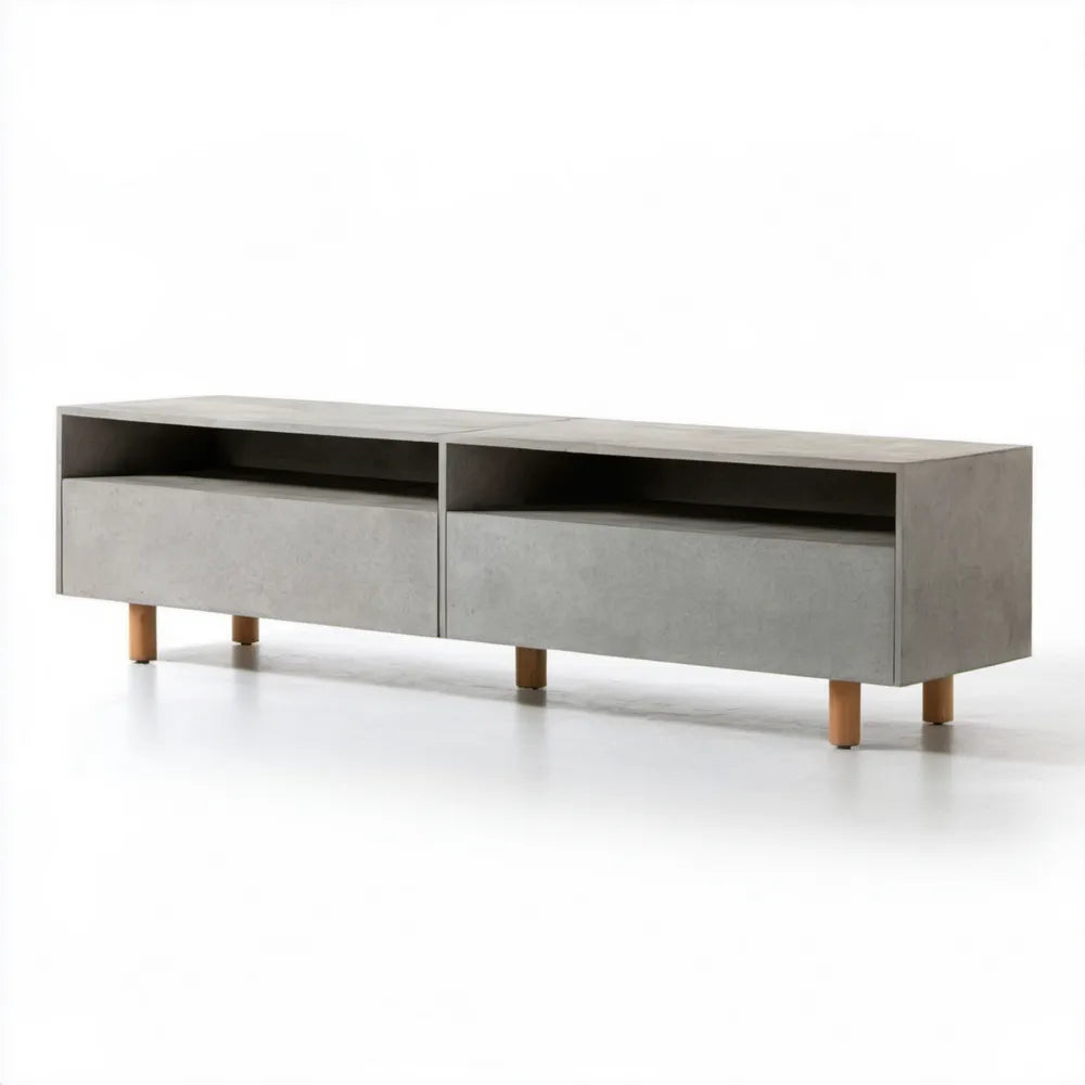 Szafka RTV z MDF w efekcie szarego betonu 180 x 40 x 45 cm z drewnianymi nogami